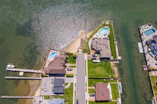 5 Division Ave, Massapequa, NY 11758 - Photo 10
