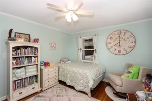15 Hemlock St, Merrick, NY 11566 - Photo 24