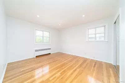 6 Manor Drive, Bethpage, NY 11714 - Photo 12