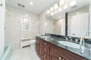 6 Manor Dr, Bethpage, NY 11714 - Photo 14