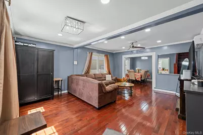 43 Dewitt Street, Valley Stream, NY 11580 - Photo 4