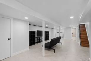 43 Dewitt St, Valley Stream, NY 11580 - Photo 30