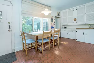 10 Amherst Rd, Great Neck, NY 11021 - Photo 8