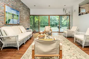 10 Amherst Rd, Great Neck, NY 11021 - Photo 10