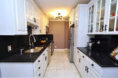 280 Bronxville Road #4O, Bronxville, NY 10708 - Photo 6