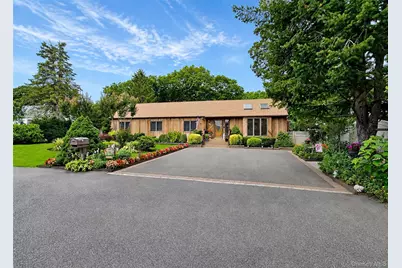 370 Avenue A, Ronkonkoma, NY 11779 - Photo 1
