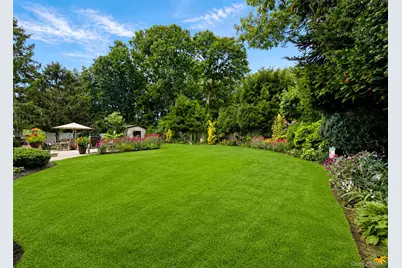 370 Avenue A, Ronkonkoma, NY 11779 - Photo 12
