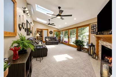 370 Avenue A, Ronkonkoma, NY 11779 - Photo 22