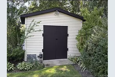 370 Avenue A, Ronkonkoma, NY 11779 - Photo 38