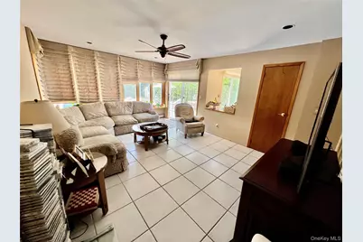 708 Clemons Street, Bellmore, NY 11710 - Photo 12