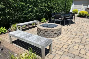 708 Clemons St, Bellmore, NY 11710 - Photo 24
