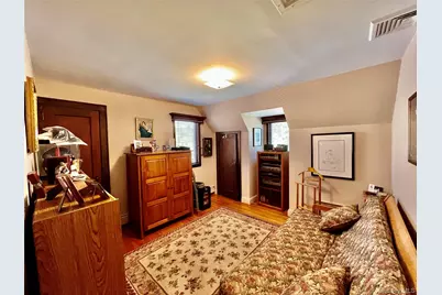 708 Clemons Street, Bellmore, NY 11710 - Photo 14