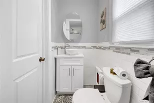 210 Rumsey Rd, Yonkers, NY 10705 - Photo 16