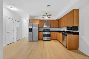 343 Soundview Ln, College Point, NY 11356 - Photo 10