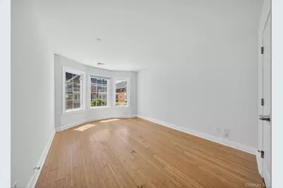 343 Soundview Lane, College Point, NY 11356 - Photo 26