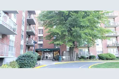 35 Park Avenue #5S, Suffern, NY 10901 - Photo 2