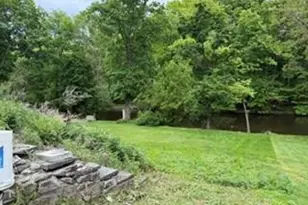 16 Willowbrook Heights, Wappingers Falls, NY 12603 - Photo 4