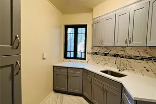 2033 McGraw Ave, Bronx, NY 10462 - Photo 8