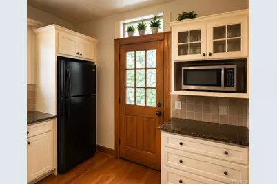95-19 242nd Street, Floral Park, NY 11001 - Photo 10
