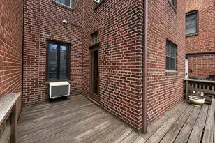 9519 242nd St, Floral Park, NY 11001 - Photo 12