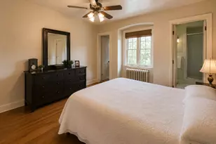 9519 242nd St, Floral Park, NY 11001 - Photo 14