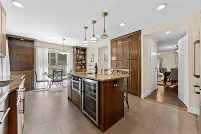 246 Hamlet Drive, Jericho, NY 11753 - Photo 12