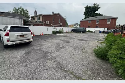 199-08 47 Avenue #1st Floor, Flushing, NY 11358 - Photo 2