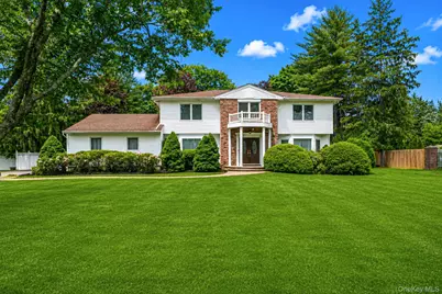 35 High Pasture Circle, Dix Hills, NY 11746 - Photo 2