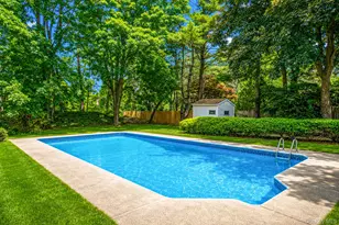35 High Pasture Cir, Dix Hills, NY 11746 - Photo 48