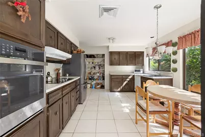 7 Stirrup Lane, Glen Cove, NY 11542 - Photo 10