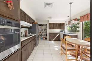 7 Stirrup Ln, Glen Cove, NY 11542 - Photo 10