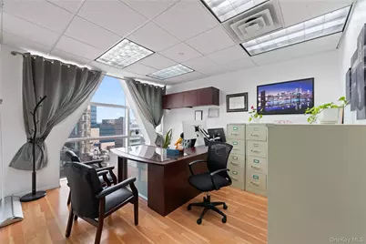 136-33 37th Avenue #9B, Flushing, NY 11354 - Photo 4