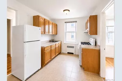 30-11 Parsons Boulevard #4O, Flushing, NY 11354 - Photo 4