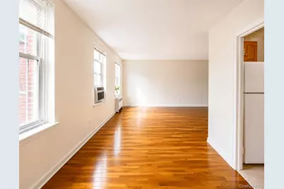 30-11 Parsons Boulevard #4O, Flushing, NY 11354 - Photo 6
