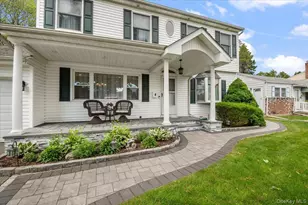 4 Westbury Ave, Plainview, NY 11803 - Photo 2