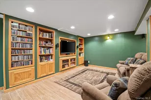 4 Westbury Ave, Plainview, NY 11803 - Photo 28