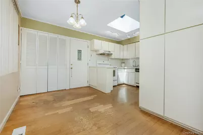 2316 Poe Court, Seaford, NY 11783 - Photo 12