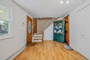 377 Montgomery Ave, West Babylon, NY 11704 - Photo 6