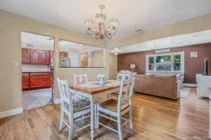 377 Montgomery Ave, West Babylon, NY 11704 - Photo 14