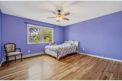 377 Montgomery Avenue, West Babylon, NY 11704 - Photo 16