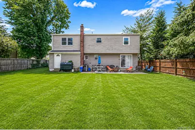 377 Montgomery Avenue, West Babylon, NY 11704 - Photo 34