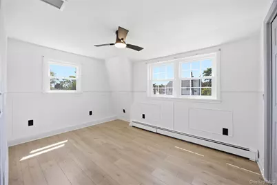 25 Parkdale Drive, North Babylon, NY 11703 - Photo 8