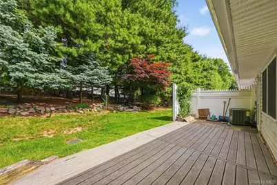 36 Windsor Circle #D1, New City, NY 10956 - Photo 20