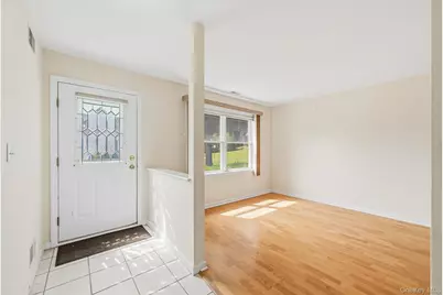 36 Windsor Circle #D1, New City, NY 10956 - Photo 4