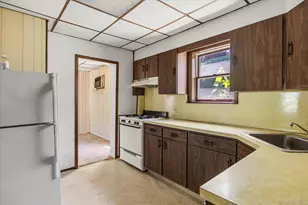 61-12 56th Dr, Maspeth, NY 11378 - Photo 16