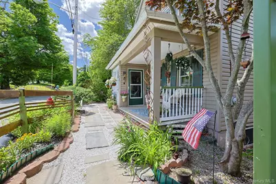 34 Jersey Avenue, Unionville, NY 10988 - Photo 2