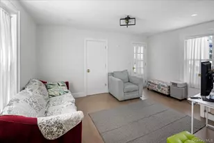 1019 Walsh Ave, Woodmere, NY 11598 - Photo 4