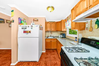 22 Montgomery Street, Brentwood, NY 11717 - Photo 8