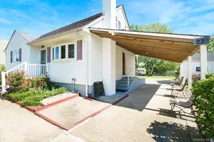 22 Montgomery St, Brentwood, NY 11717 - Photo 30