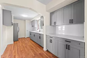 1 Lewis Pl, Lynbrook, NY 11563 - Photo 2